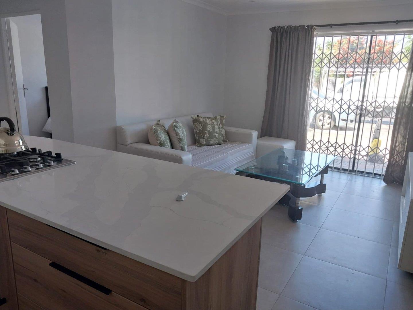 To Let 6 Bedroom Property for Rent in Table View Western Cape